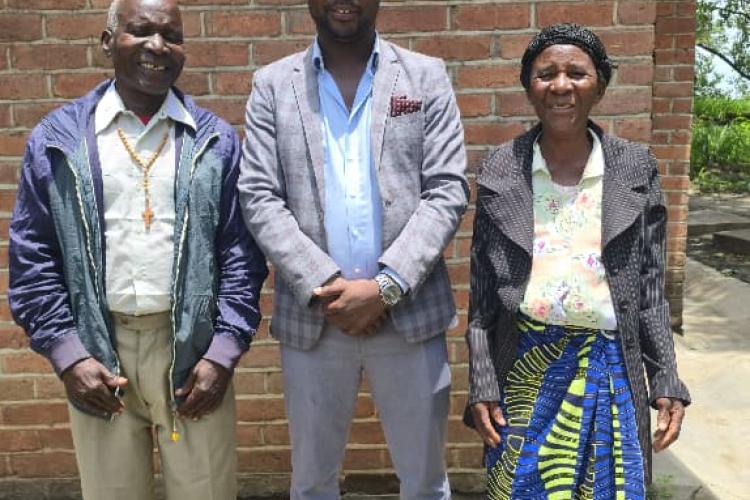Counsel Ngwira (middle) with the couple